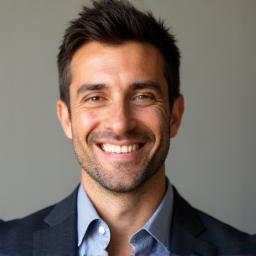 Michael Perez headshot